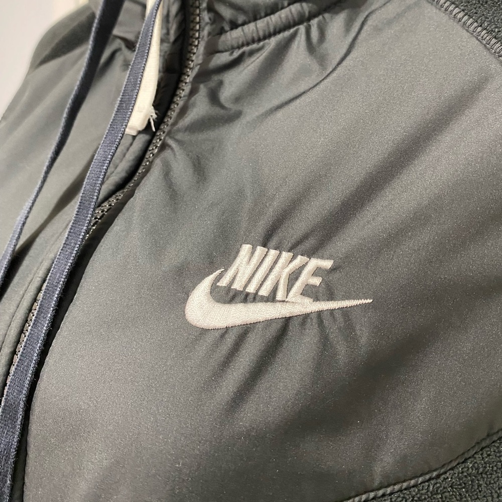 Nike fleece zip up - Picture 3 of 5